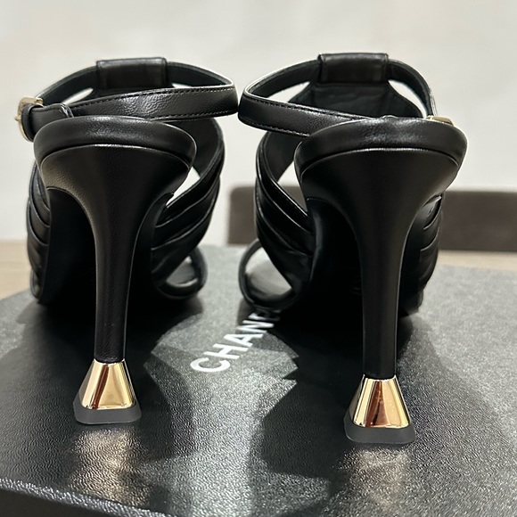 SOLD- CHANEL Sandals - Picture 5 of 13